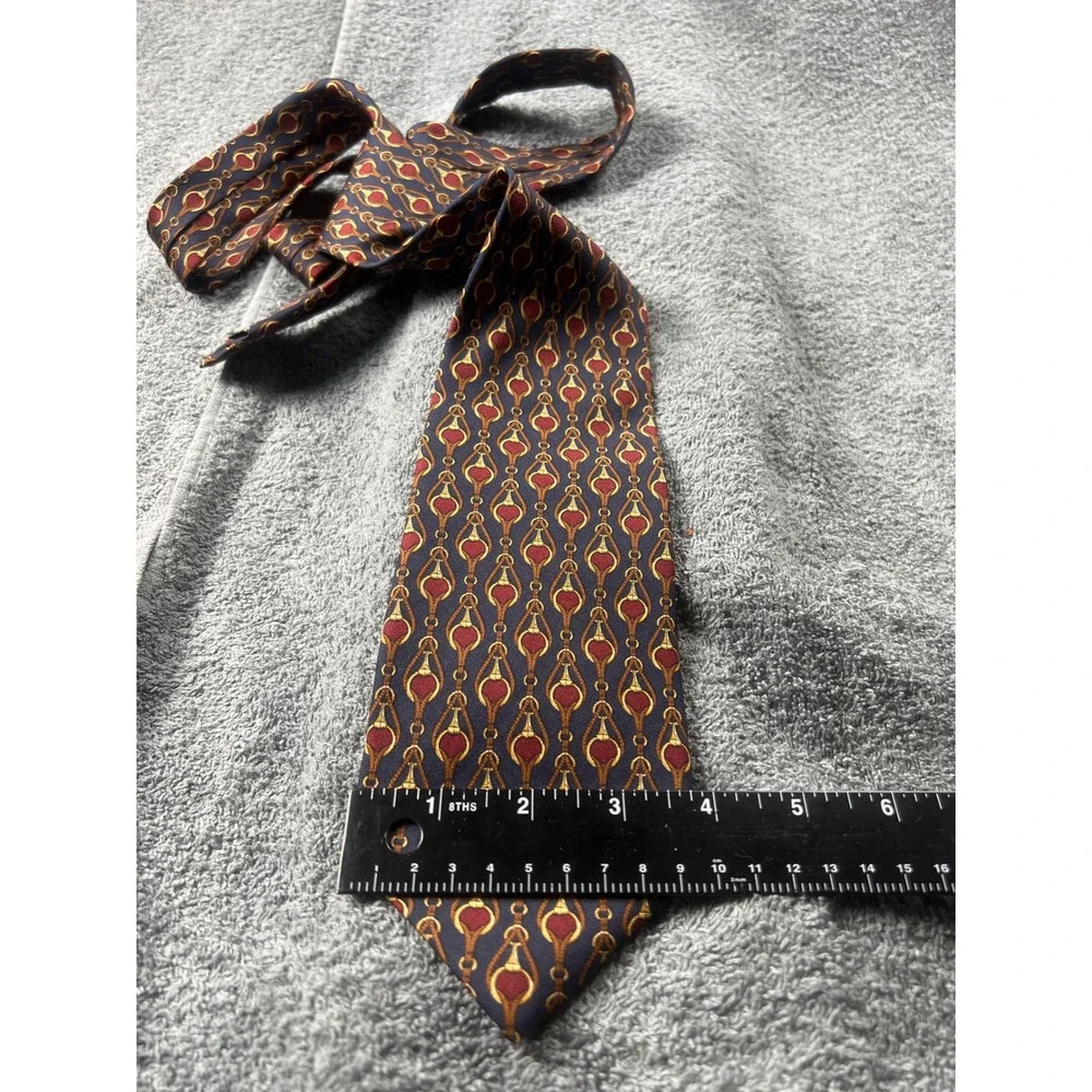 Brooks Brothers maker Silk Tie Navy Red Gold Horse Bit Pattern Made USA‎